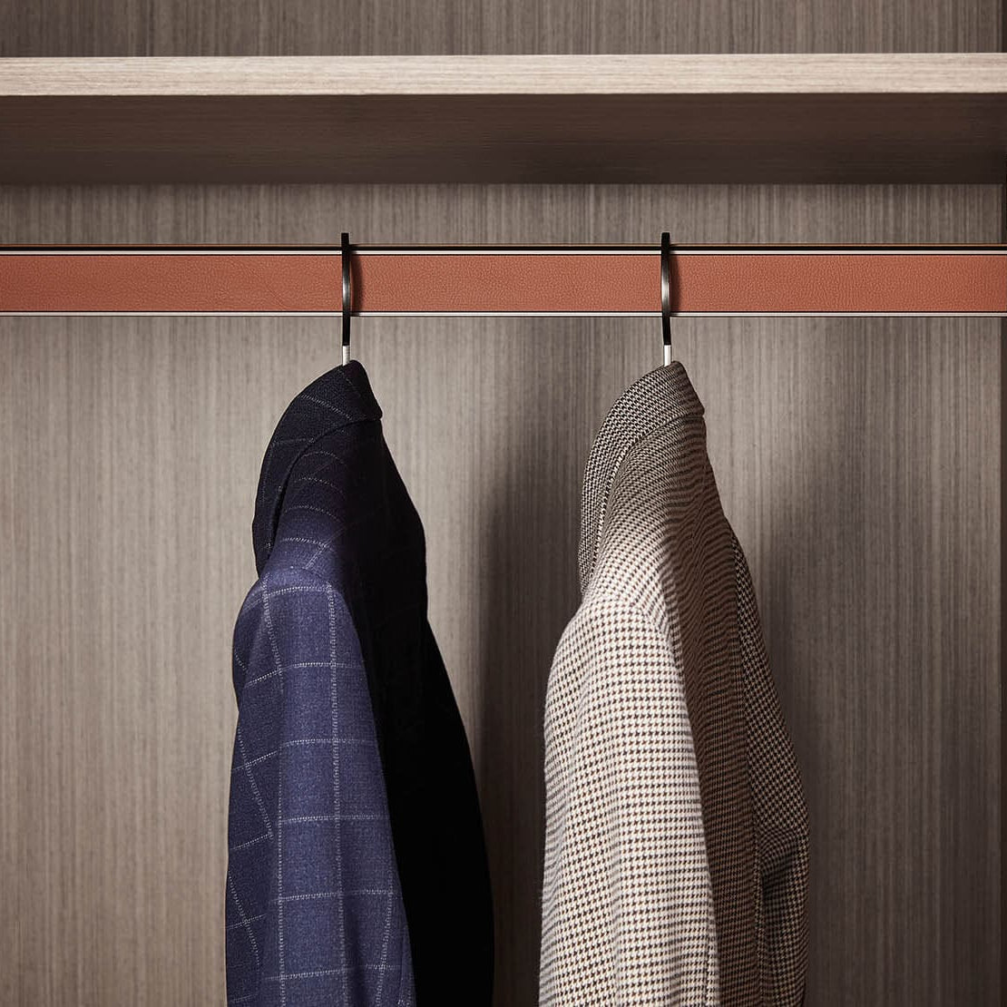 WROBE Cabideiro Revestido em Couro